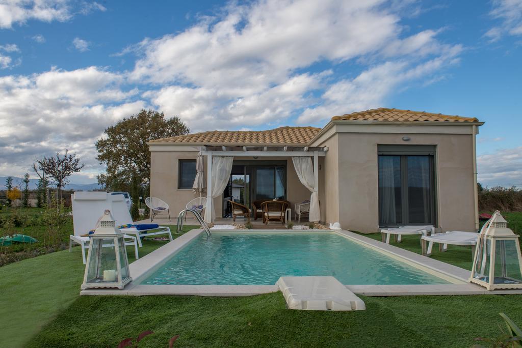 Iris Home Paralia Katerinis Bagian luar foto