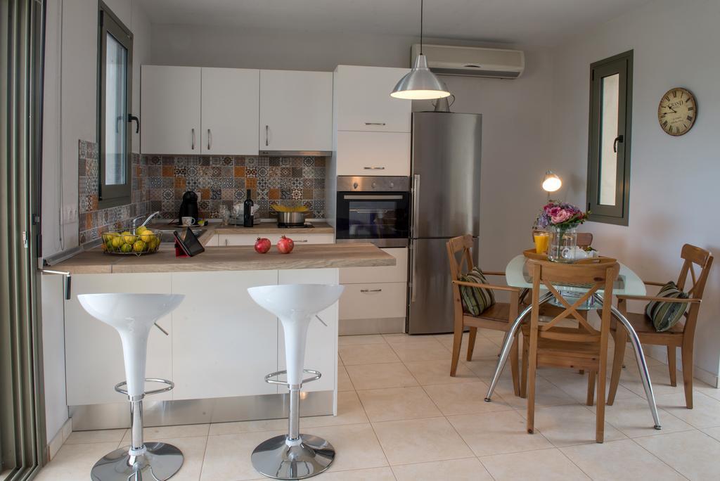 Iris Home Paralia Katerinis Bagian luar foto