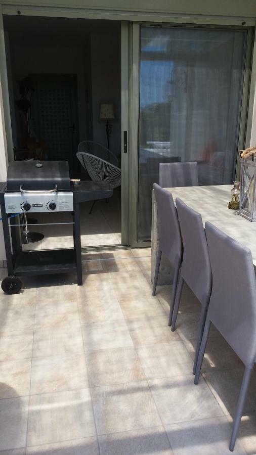 Iris Home Paralia Katerinis Bagian luar foto